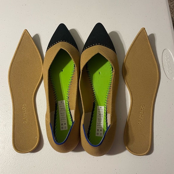 Rothy’s EUC Camel Captoe Points Size 12.5 - Picture 2 of 2